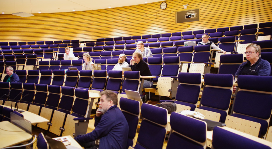 In-situ
      participants in the IRF Aula
